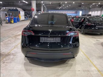 Tesla Model Y 2023 Standard Range SoH 95 % - 5
