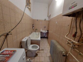 Rodinny dom na prenájom centrum Piešťany - 5