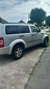 Dodge Nitro - 5