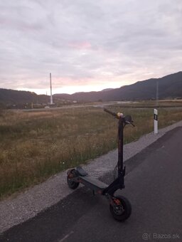 Elektrická kolobežka Kukirin G4 - 5