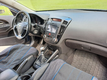 Kia ceed combi r.2009 - 1,6 nafta bez STK - 5