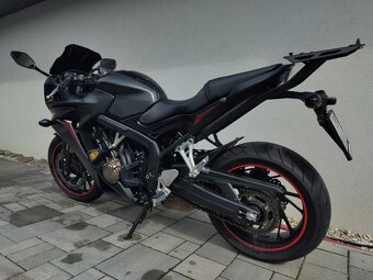 Honda CBR650FA - 5