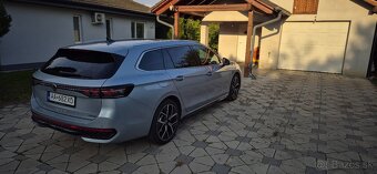 Volkswagen Passat Variant 2.0 TSI DSG - 5