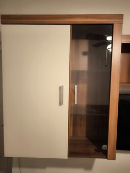 Predám - samba obyvacia stena dekor slivka/krém - 5