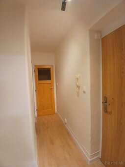 Prenájom 2 izbového bytu - 5