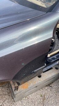 Blatník Mercedes W211 - 5