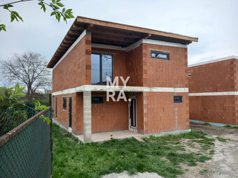 Rozostavaný 4 izbový dom Sokoľany - 5