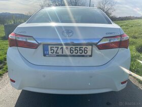 Toyota Corolla 1.6i 97kw kup ČR 2014 najeto 66 tis KM - 5