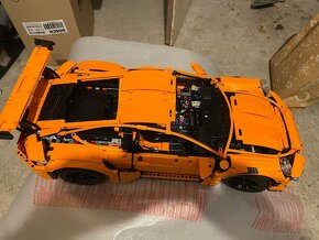 LEGO 42056 Porsche 911 GT3 RS - 5