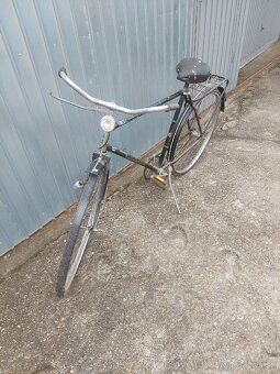 stary retro bicykel - 5