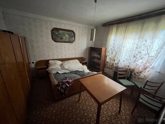 Rodinny dom v obci Hul dedičstvo po babke,predám 1/4 - 5