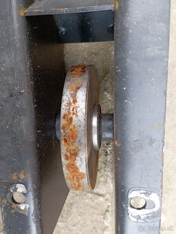 Kovové kolesá na bránu a pod - 5