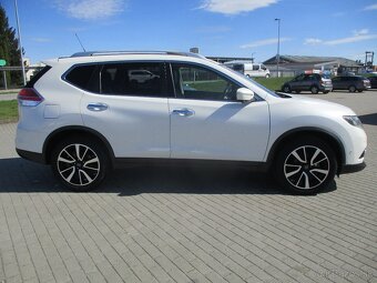 NISSAN X-Trail 1,6 dCi 130 Tekna Automat Pano 2015 - 5