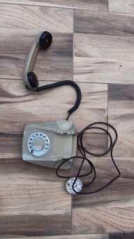 Prodám telefon z roku 1976 - 5