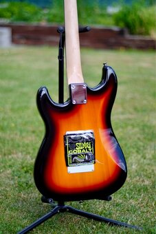 Elektrická gitara Blond STR-1 SB - 5