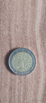 2 eur mince - 5