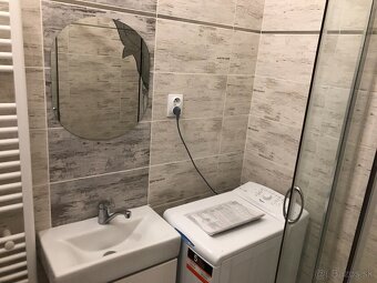 Prenajmem garsónku Piešťanská 4, Trenčín (budova Pošty) - 5