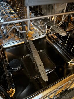 Umývačka riadu Beko DFN 6838 - 5