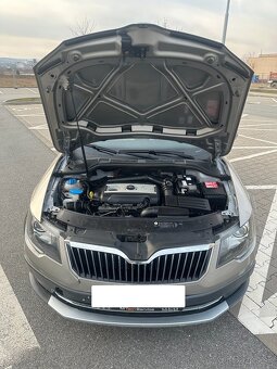 Škoda Superb Combi II 2015 po FL | 1.8TSI - 5
