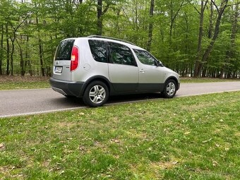 Skoda Roomster Scout - 5