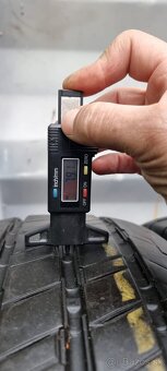 Letné pneumatiky Continental 215/75R16C - 5