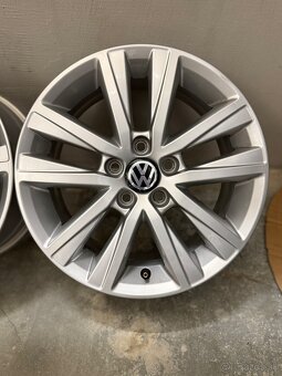 Hliníkové disky 5x100 R15 VW Estrada - Polo Fabia Rapid - 5