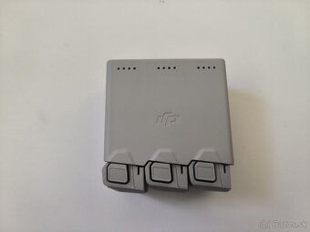 Dji Mini 4 PRO + Fly More Kit - 5
