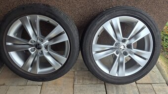 ORIG.SKODA KAROQ R18 215/50/18.SUPERB R18. - 5
