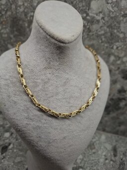 Zlatá retiazka 10.22g,4.3 mm.Retiazke pristane dĺžka 56.5 cm - 5