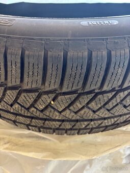 235/55R20V XL - 5