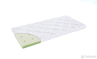 Drevená prístavná postieľka s kolieskami - 5