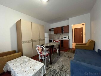 Prerobená garsónka s balkónom a pivnicou, Komárno - 5