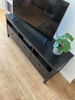 TV skrinka Hemnes IKEA - 5