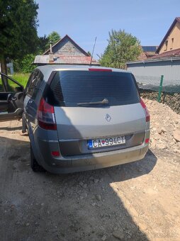 Renault Megane Scenic 1.9 88kw 7 miestne - 5
