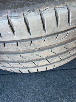 Predám pneu Continental Premium Contac 7 225/40 R18 92Y - 5
