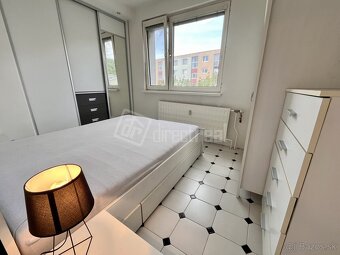 Priestranný 1 izbbyt 43m2, komplet zariadený, samostatn… - 5