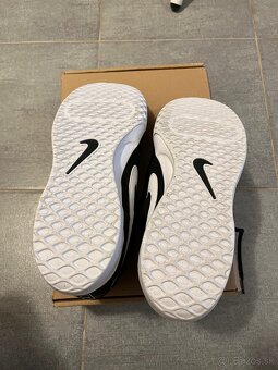 Nike 43 - 5