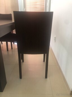 Jedálenský stôl a 6 stoličiek v rovnakom dizajne - 100 € - 5