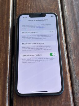 Predám Apple iPhone 13 Mini 128GB Black Minimálne Známky - 5