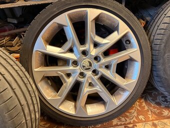 Predam 18” 5x112 disky s pneu - 5