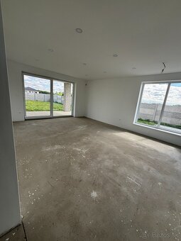 4izbovú novostavba veľkým pozemkom obci Povoda - 5