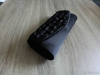 Večerná listová čierna kabelka - 5