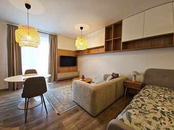 Exkluzívny 1+kk + balkón + parkovanie - 5