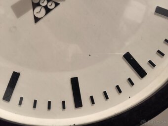 Bakelitové hodiny Pragotron - 5