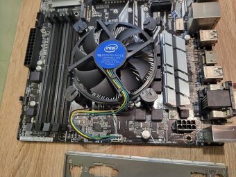 Asus Prime H270-PLUS + procesor Intel Core i3-6100 - 5