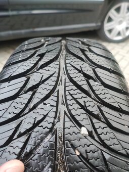 Predám celoročné obutie na vw 205/55R16 rozteč 5x112R16 - 5