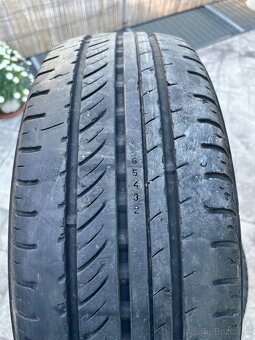 Nokian Cline 215/60R17 C - 5
