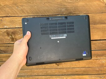 Dell Latitude E5450 – i5 / 8GB / 256GB SSD / Windows 11 Pro - 5