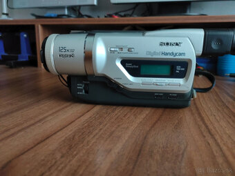 videokamera SonyDCR-TR8100E Digital 8 - 5