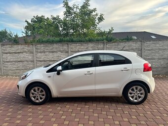 2014 Kia Rio - 5